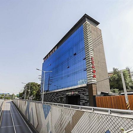 Hotel Tj Seoul Bagian luar foto